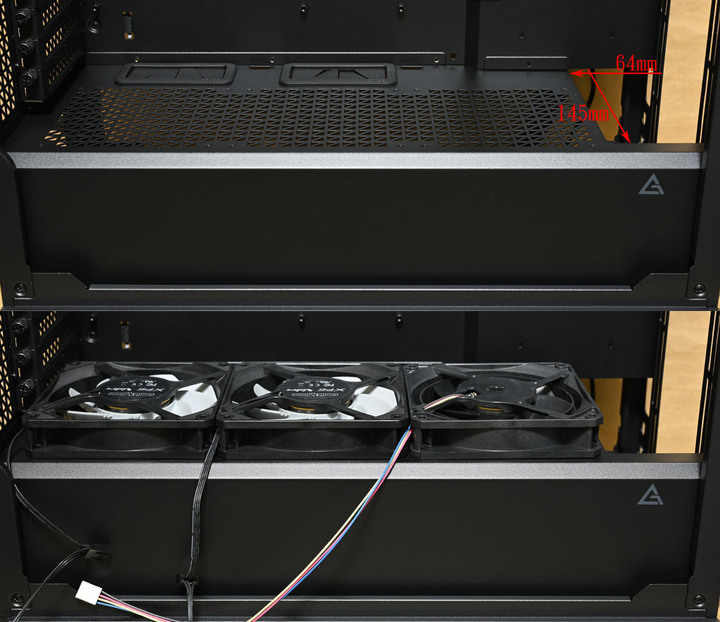 點我看大圖 Antec Performance 1機殼開箱