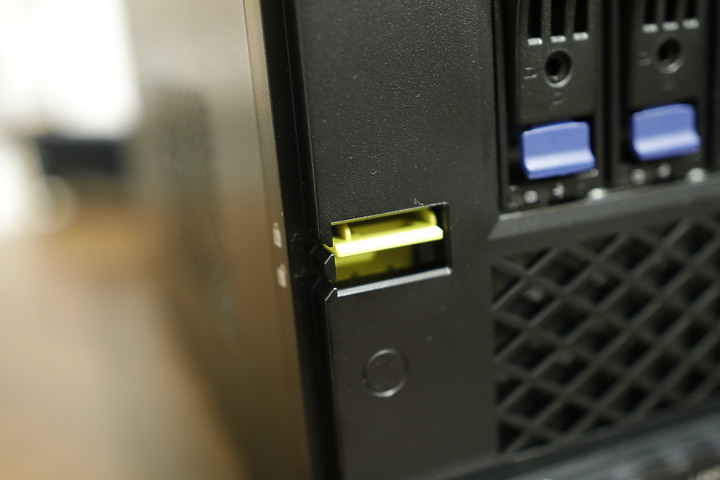 【用純SSD自組NAS】並留下4個槽供隨時擴充 家用SOHO Mini Server ITX？廢話跟圖一樣多