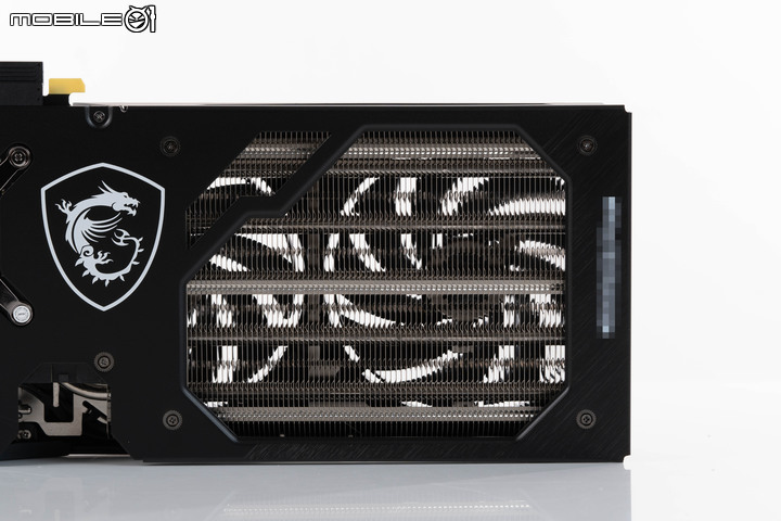 微星 GeForce RTX 4060 Ti GAMING X TRIO 8G 顯示卡開箱實測 以大開口散熱提供更高運作效能