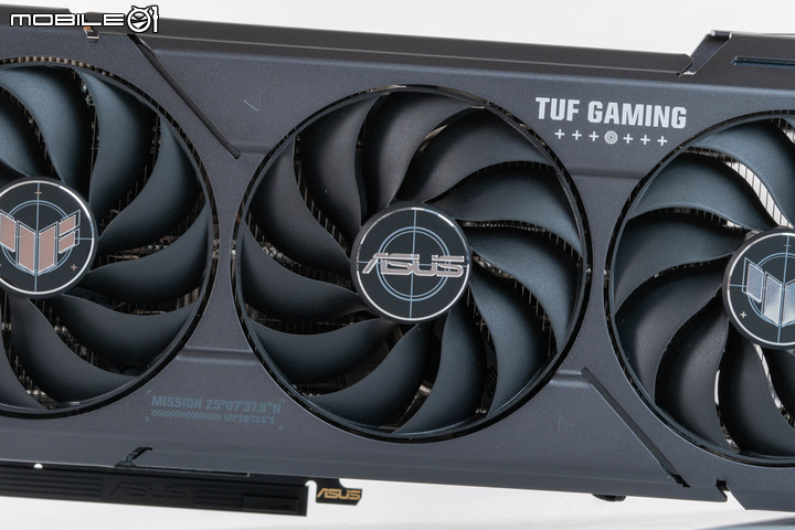 華碩 TUF GeForce RTX 4060 Ti O8G GAMING 顯示卡開箱實測 小顯卡裝大風扇真的有幫助?