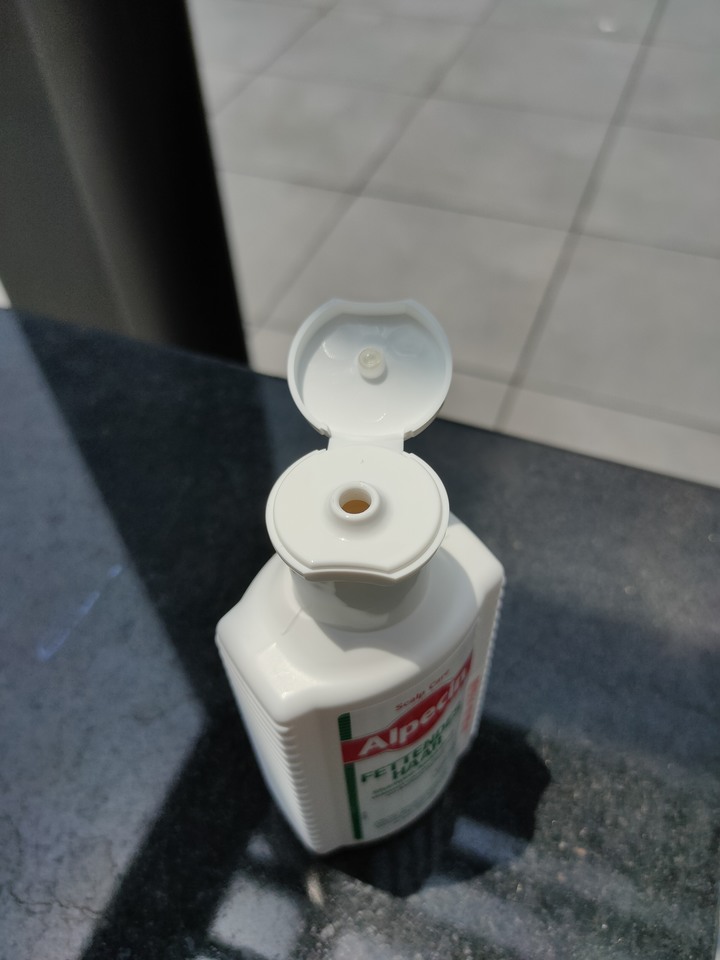 Alpecin Scalp Care專業頭皮護理系列-頭皮專用洗髮露:天然草本添加,告別油頭