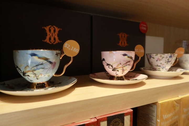 淡水英式手搖飲│獨家代理英國皇家茶葉專賣 喝茶享有儀式感