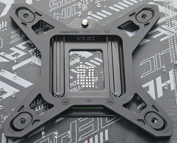 點我看大圖 NZXT KRAKEN ELITE 360一體式水冷散熱器開箱