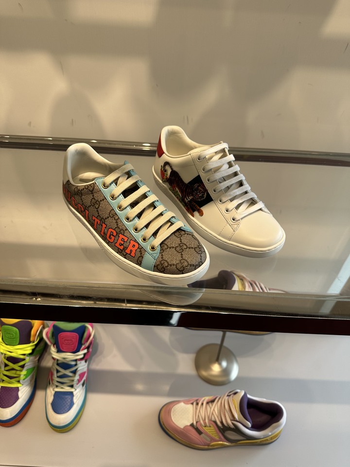 「開箱」GUCCI TIGER sneakers