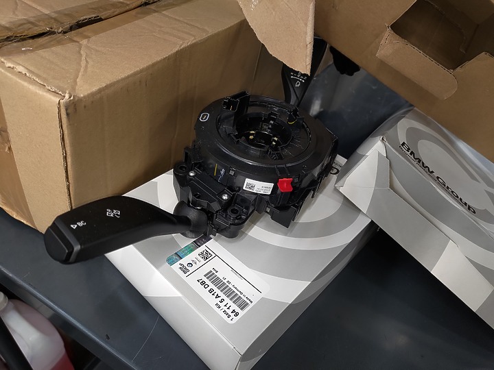 [五年養車分享-上集] 2018 BMW G30 530d-車輛基本維護