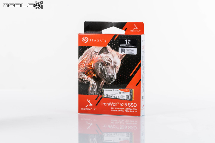 ASUSTOR FLASHSTOR 12 Pro FS6712X NAS 開箱實測 10G 網路搭配全 SSD 配置提供高速存取快感