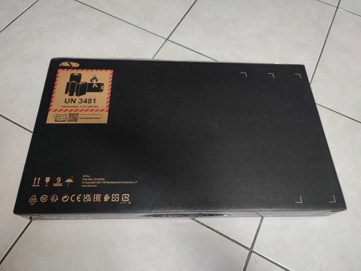 HP Victus 16-e1049AX 公爵黑 16.1吋電競筆電| 簡單開箱