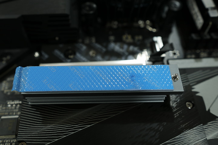 萬元內的誠意之作。由不可描述的 GIGABYTE 技嘉科技 帶來的 【Z790 AORUS ELITE AX】高品質主機板