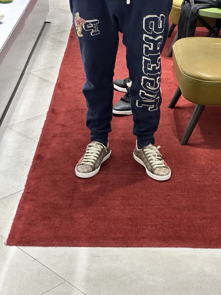 「開箱」GUCCI TIGER sneakers