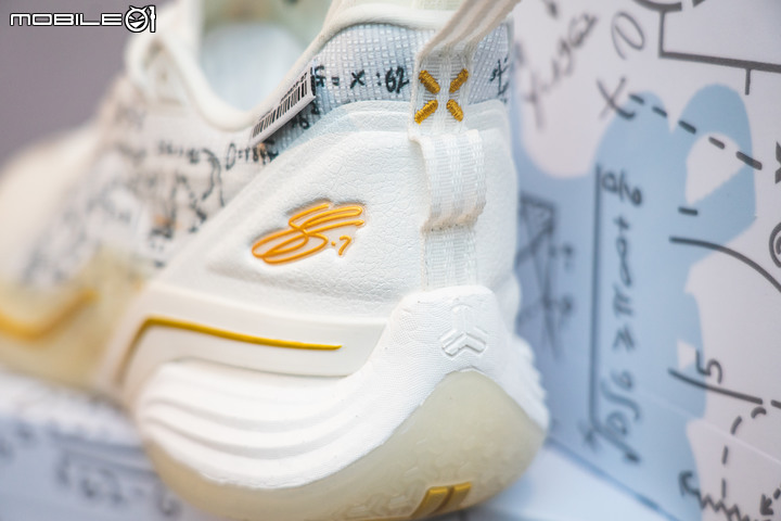 【採訪】球鞋上有數學公式！特步XTEP JLIN3限定配色「學霸」發表！