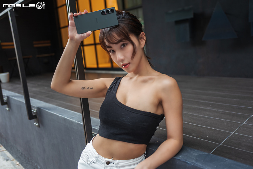 Sony Xperia 1 V初步體驗|變化存同求異、不走大底更有α味!