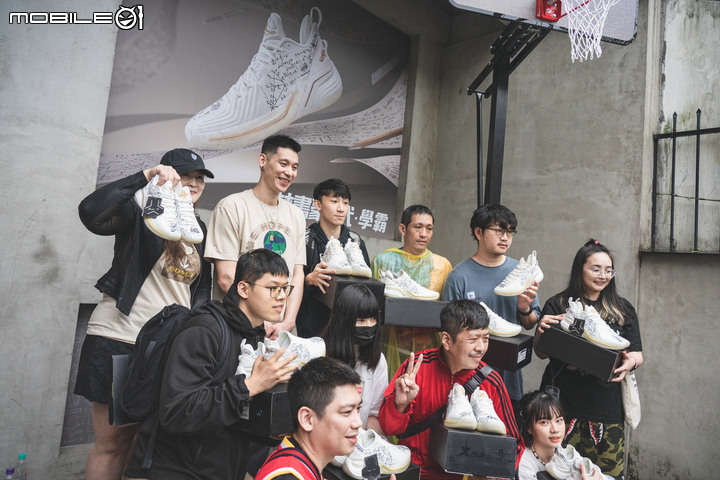 【採訪】球鞋上有數學公式！特步XTEP JLIN3限定配色「學霸」發表！