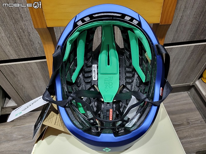 Lazer Vento WVA Red Bull 安全帽開箱