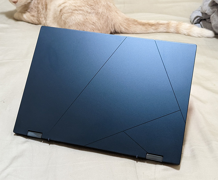Zenbook Flip 14 OLED (UP3404VA)試用