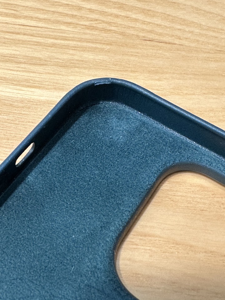 IPHONE 14 PRO 皮革保護殼 疑問