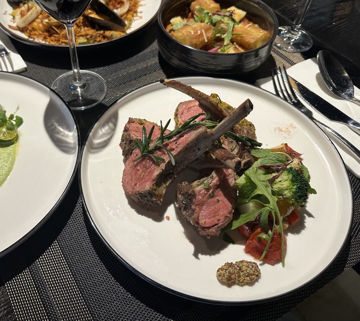 淡水4樓小飯館一秒帶你到西班牙