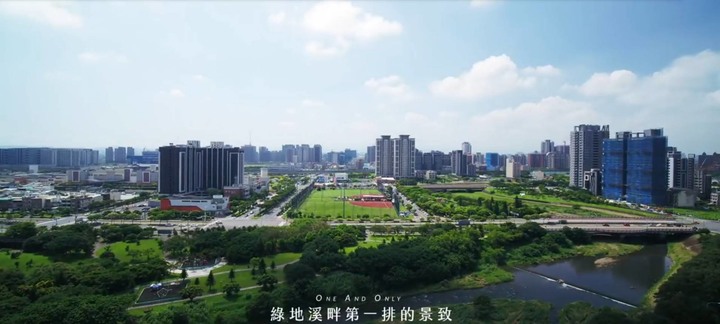 青埔A18 大華畔 五萬坪青森溪畔 無邊際田園夕海 青埔最獨特的存在!!!