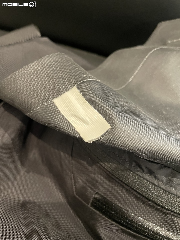Arc'teryx Leaf 軍鳥 COURIER BAG 15 郵差包 詳細測試