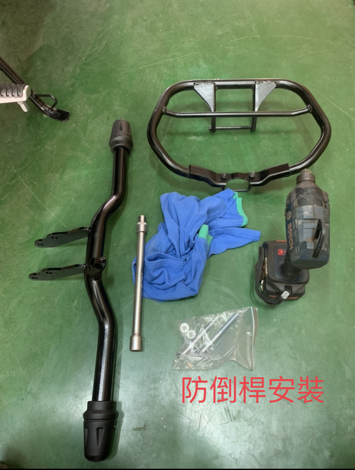 Suzuki intruder 入侵者155 (白牌美式機車化身小惡魔風)