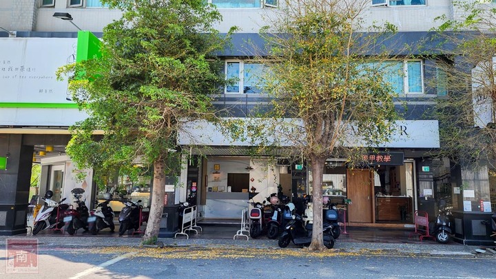 【臺南美食】低卡餐也可以很澎湃,蒸烤烹調方式保留營養和美味,直接LINE點餐,加入LINE會員享會員價~易立低卡餐 - 南人幫