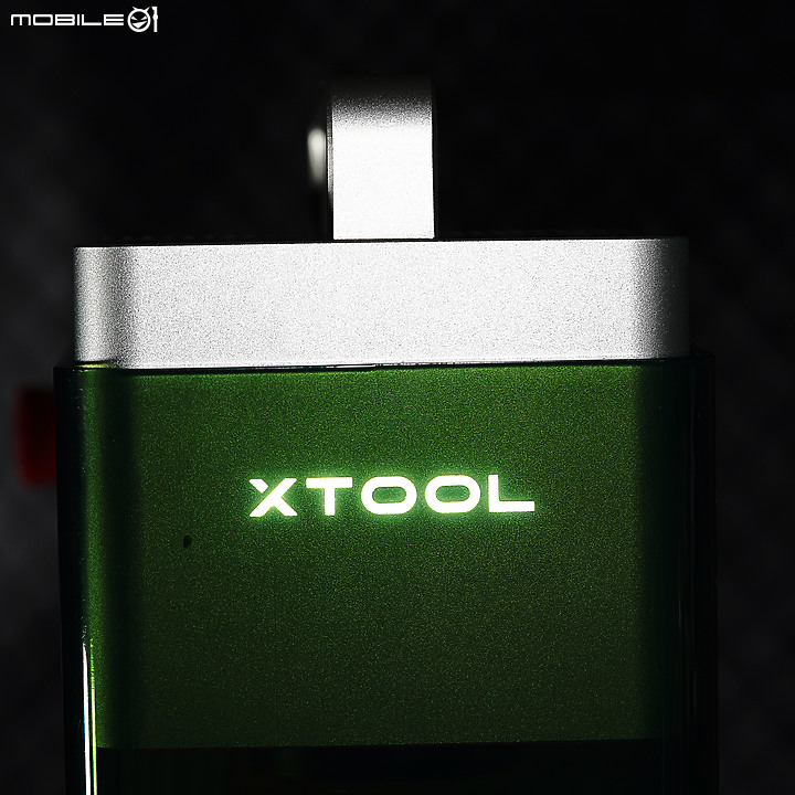 【開箱實測】雙雷射光源xTool F1 雙管極速雷雕機 開箱分享