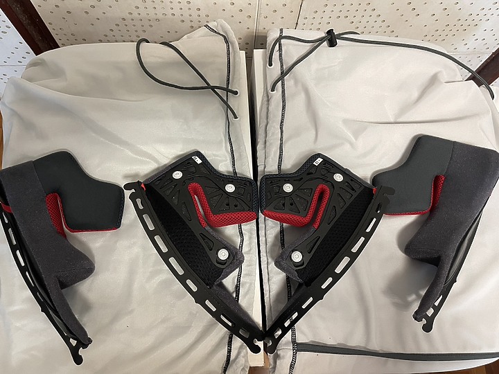 [分享] SHOEI X-Fifteen vs X-Fourteen (X15 vs X14) 全罩安全帽