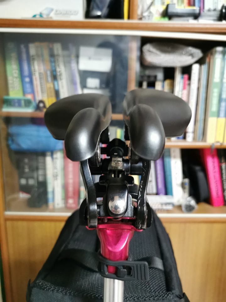 特別的仿生坐墊>>云座,似乎沒有必要再穿車褲騎車了!