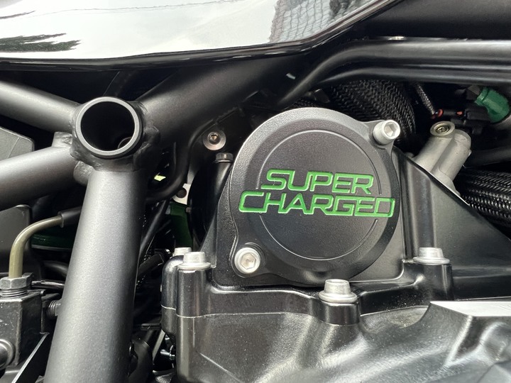 點我看大圖 2023 kawasaki H2 SX SE 微開箱