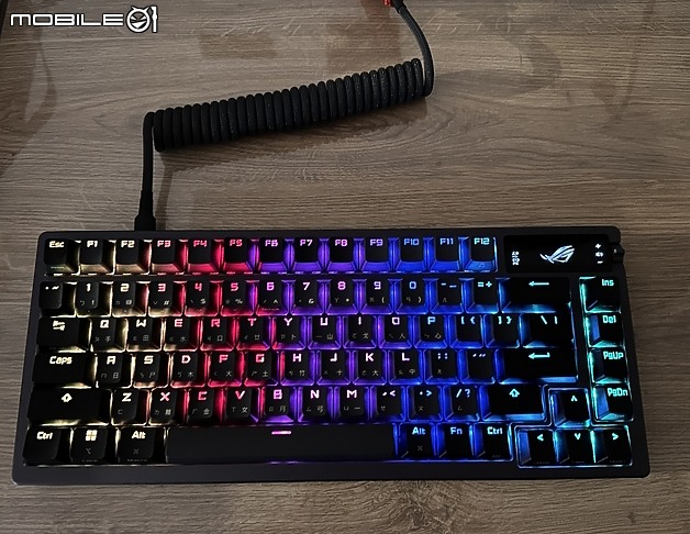 開箱 ROG 信仰 Azoth 75% 客制三模鍵盤