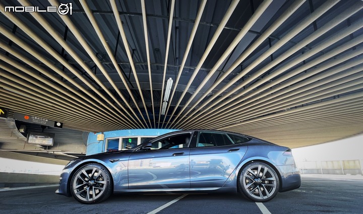 【新Model X/S 雙開箱】德意志鐵粉的特斯拉 !?