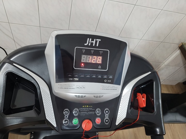 點我看大圖 跑步機開箱 - JHT K-1803