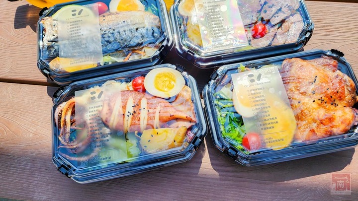【臺南美食】低卡餐也可以很澎湃,蒸烤烹調方式保留營養和美味,直接LINE點餐,加入LINE會員享會員價~易立低卡餐 - 南人幫