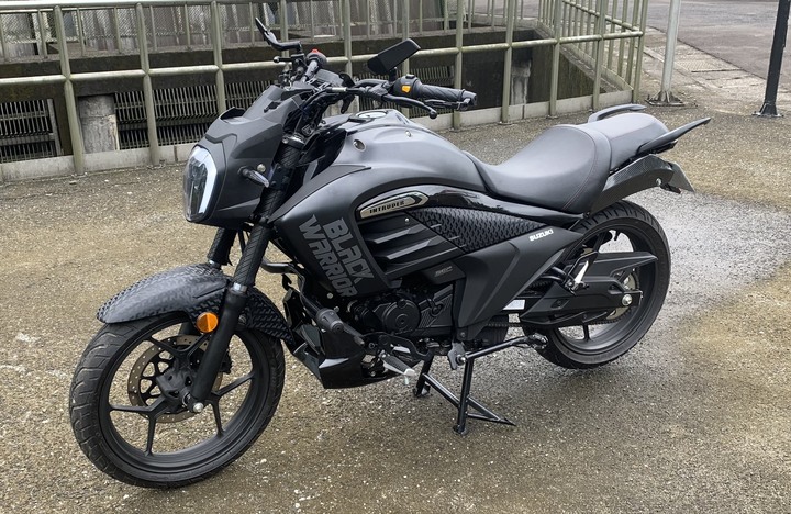 Suzuki intruder 入侵者155 (白牌美式機車化身小惡魔風)
