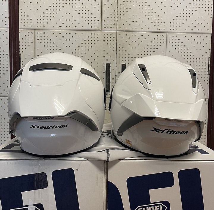 [分享] SHOEI X-Fifteen vs X-Fourteen (X15 vs X14) 全罩安全帽
