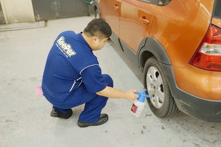 【三重汽車鍍膜推薦】新北手工洗車/內裝清潔好選擇 日本第一汽車美容鍍膜連鎖品牌 KeePer PRO SHOP 三重店