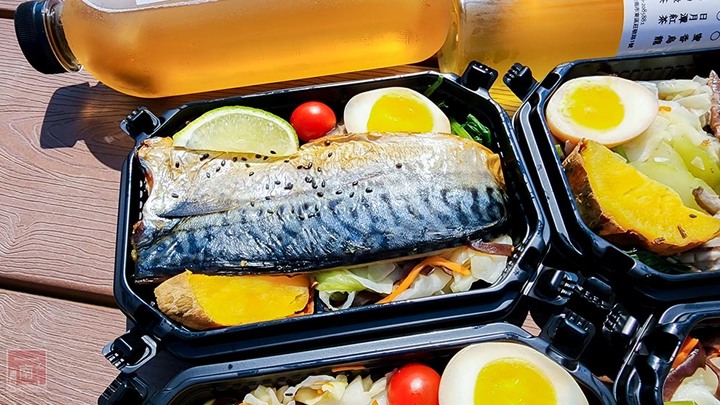 【臺南美食】低卡餐也可以很澎湃,蒸烤烹調方式保留營養和美味,直接LINE點餐,加入LINE會員享會員價~易立低卡餐 - 南人幫