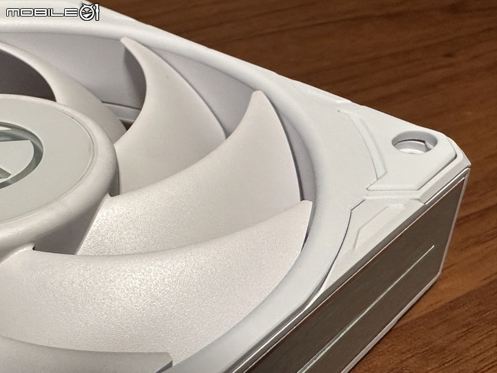性能導向積木風扇 聯力 UNI FAN P28