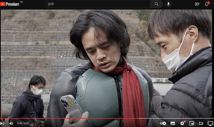 「新．假面騎士」電影中的 iPhone