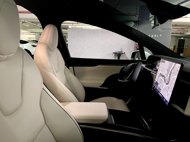 【新Model X/S 雙開箱】德意志鐵粉的特斯拉 !?