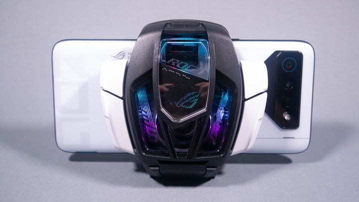 ROG Phone 7 Ultimate 出馬，誰與爭鋒！最強的遊戲體驗你一定要試試看