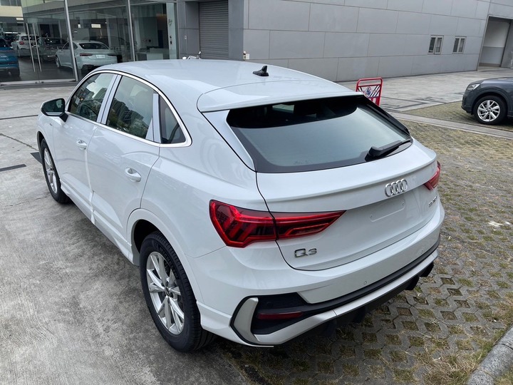 Q3 Sportback S line 分享