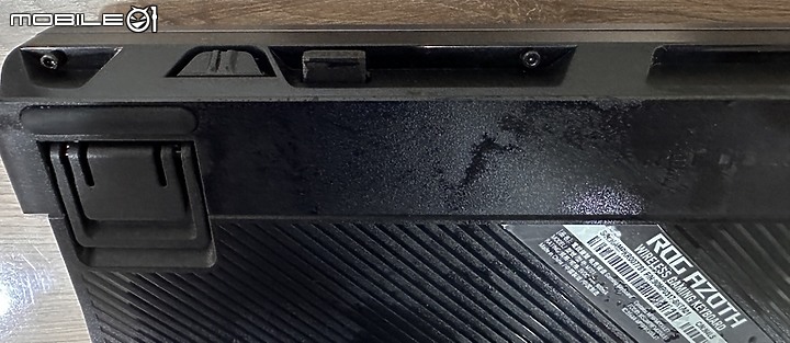 開箱 ROG 信仰 Azoth 75% 客制三模鍵盤
