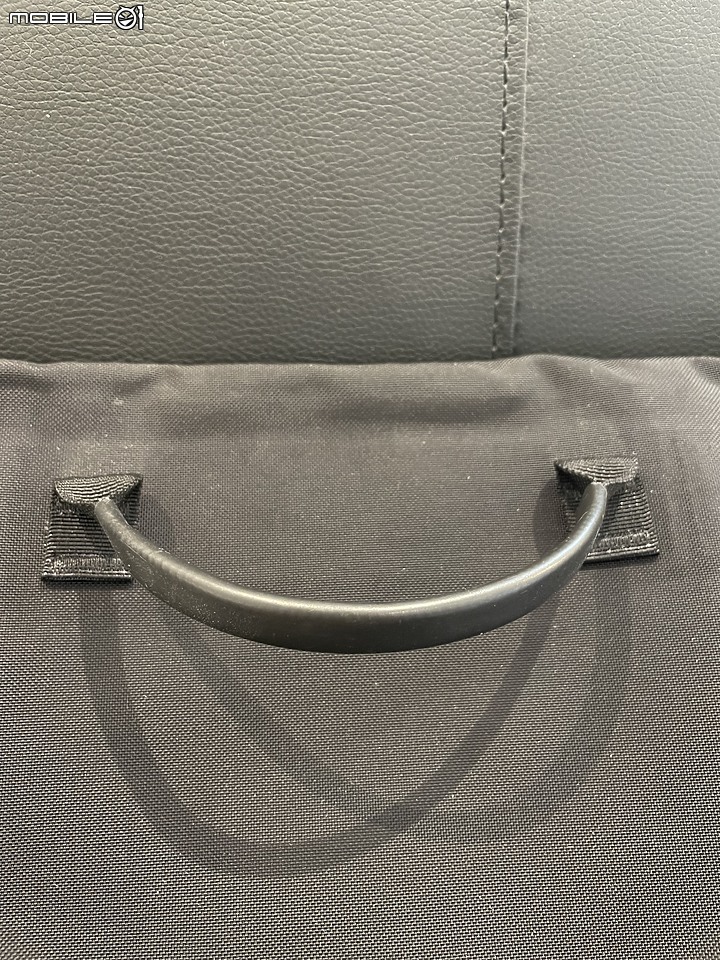 點我看大圖 Arc'teryx Leaf 軍鳥 COURIER BAG 15 郵差包 詳細測試