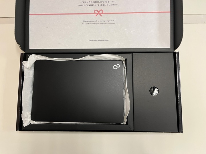 [開箱] 日本製Fujitsu FMV UH-X 14真的有夠輕(888g)!