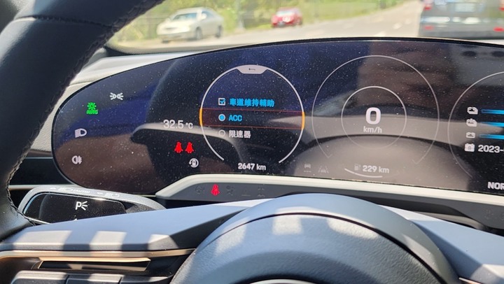點我看大圖 Porsche Taycan現車的另一種選擇