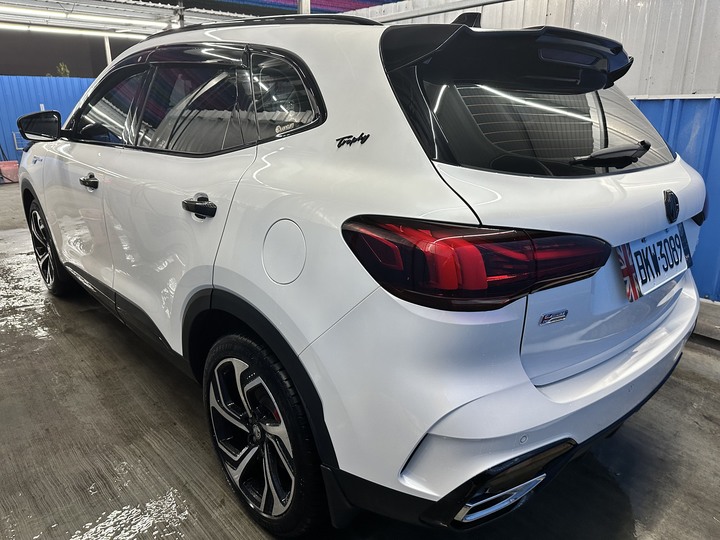 MG HS PHEV 讓我愛上開車