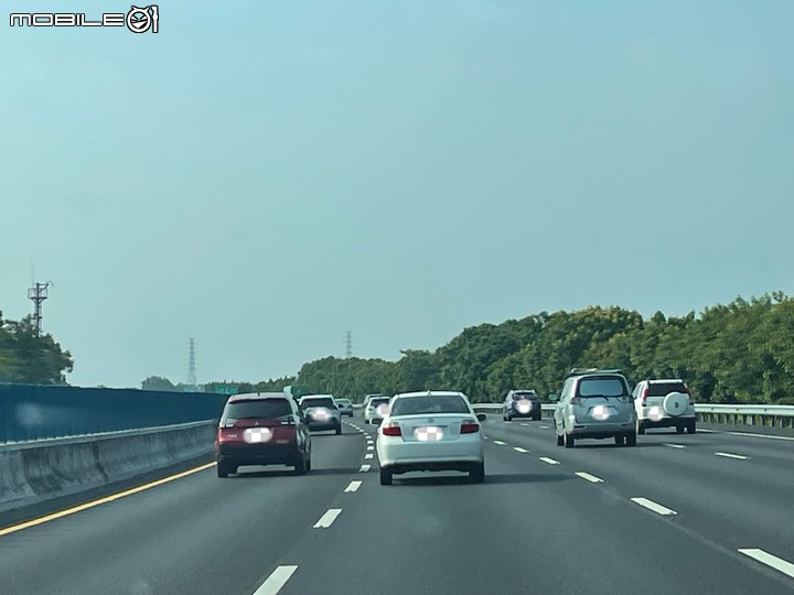 Volvo xc40 recharge 南投祈福一日遊，紫南宮、泡麵土地公、中興新村祈福美食趴趴走！
