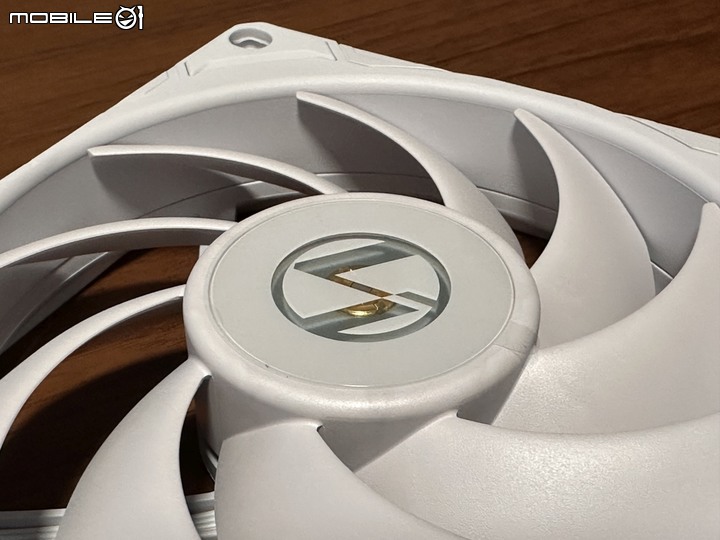 性能導向積木風扇 聯力 UNI FAN P28