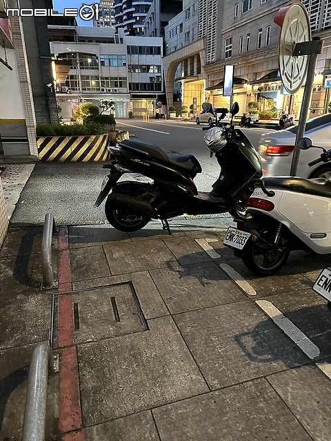 好好停車很難嗎?