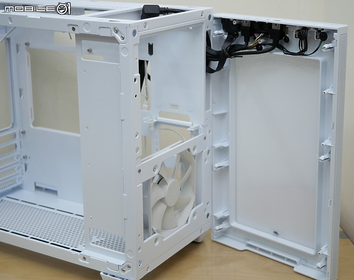 [開箱] 外型散熱兼顧 FSP全漢 CST360(W) 白
